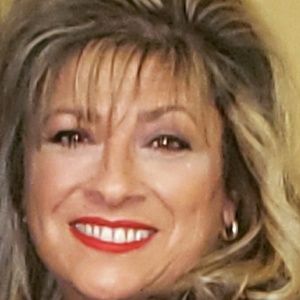 Meet your Posher, Gina